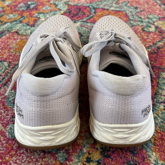 New Balance | Women's Lavender/Grey Fresh Foam Arishi V2 Running Shoes, size 8.5 - Picture 4 of 14